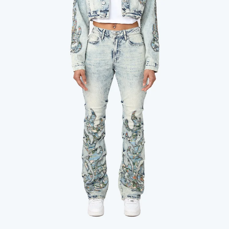 Relaxed Tops High Rise Bootcut Stacked Tapestry Jeans