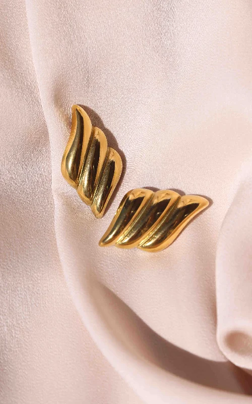 Cozy Sweaters Trixie Stud Earrings - Gold Rhombus Wave Texture
