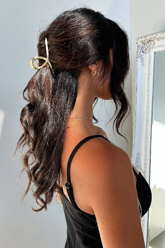 Elegant And Charming Liani Claw Clip - Gold