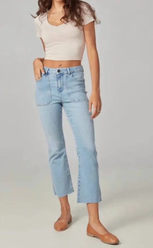 Classic Style Billie High Rise Boot Cut Jeans In True Denim