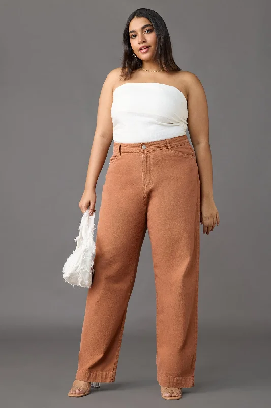 High Street Fashion Curve Chestnut Charm Straight-Leg Jeans