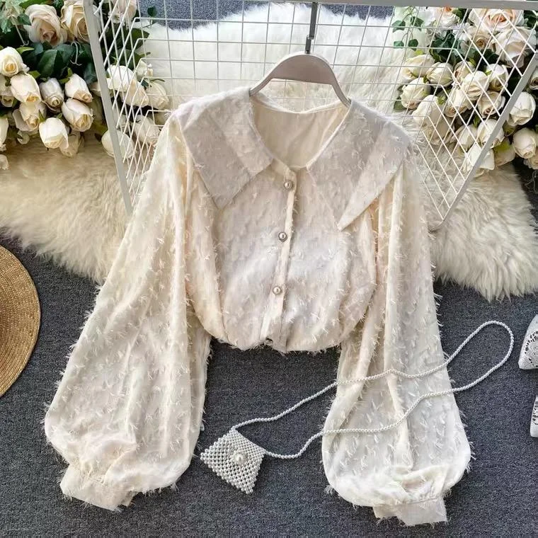 Classic Style Cribble Statement Top
