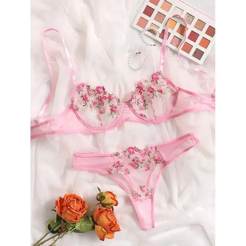 Fashion Design Floral Amanta Lingerie Set