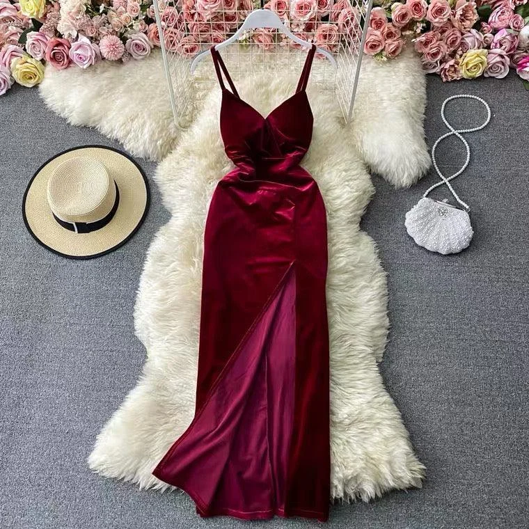 Fashion Must-have Harper Velvet Dress