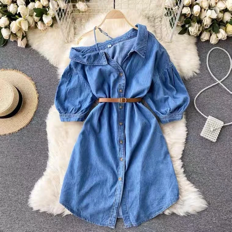 Simple Matching Mathews Denim Dress with Belt