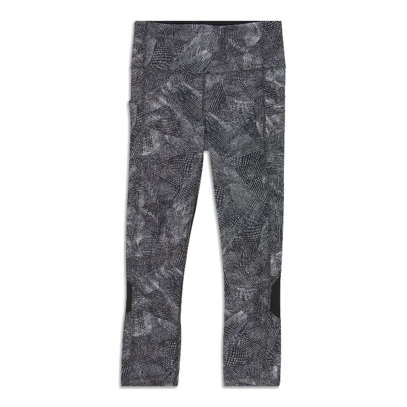 Modern Chic Pace Rival High-Rise Crop - Resale