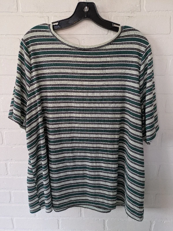Comfortable down Green Top Short Sleeve Nine West, Size 1x