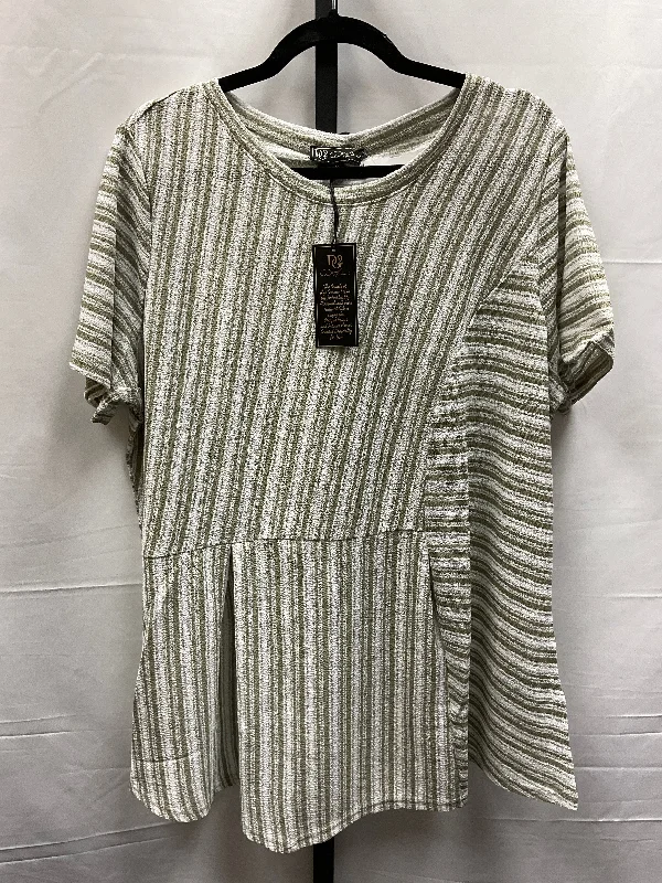 Fashion Elements Green & White Top Short Sleeve Diane Gilman, Size 1x