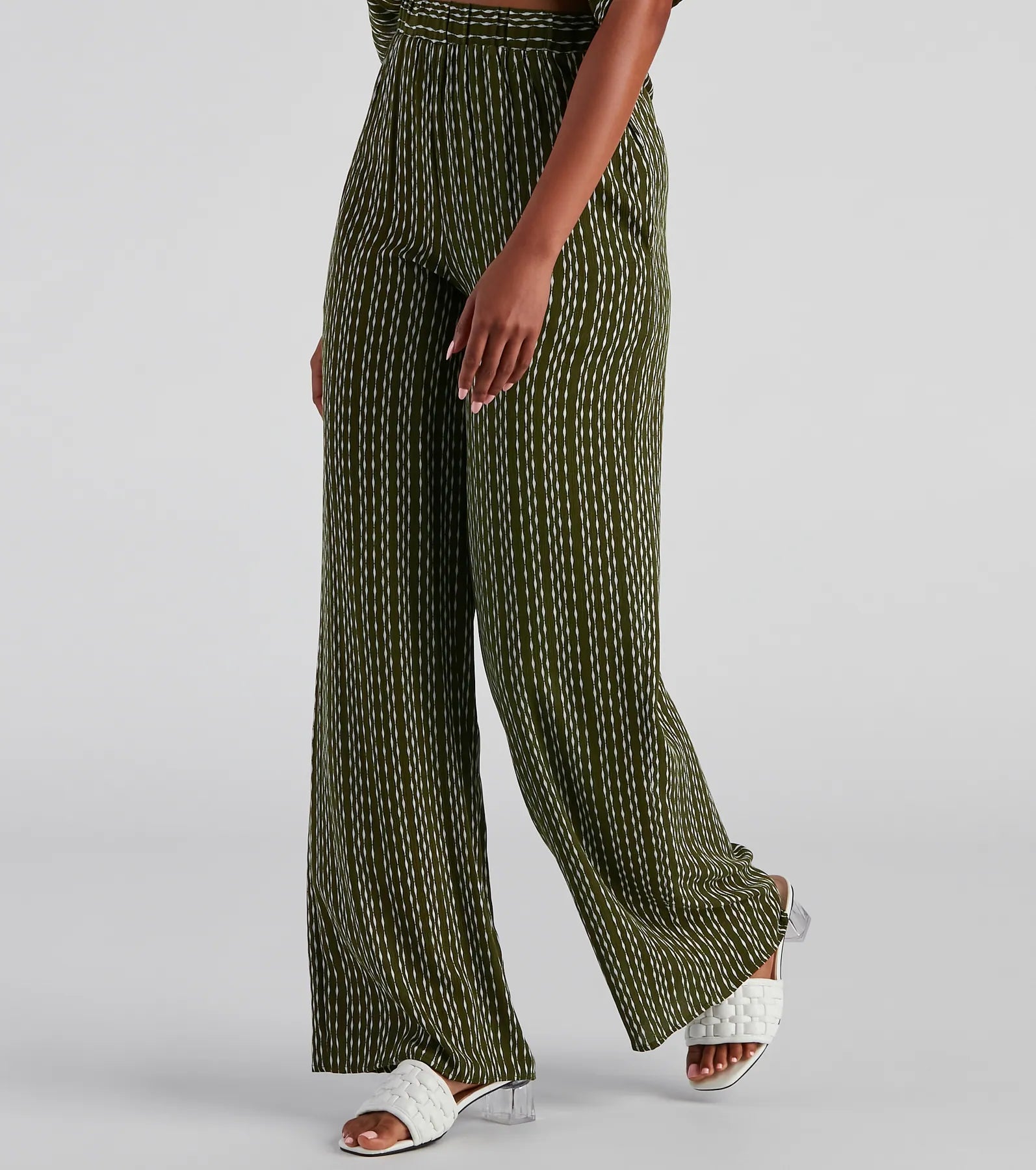 Simple Looks In Line High Rise Striped Pants