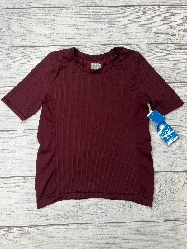 Loose Fit Maroon Athletic Top Short Sleeve Athleta, Size M