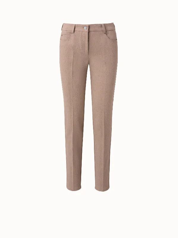 Relaxed Wear Slim Fit Stretch Denim Pants