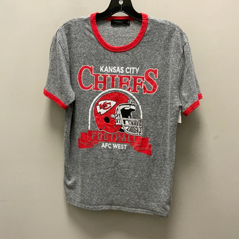 Classic Comfort Top Short Sleeve By Junk Food In Grey, Size: M