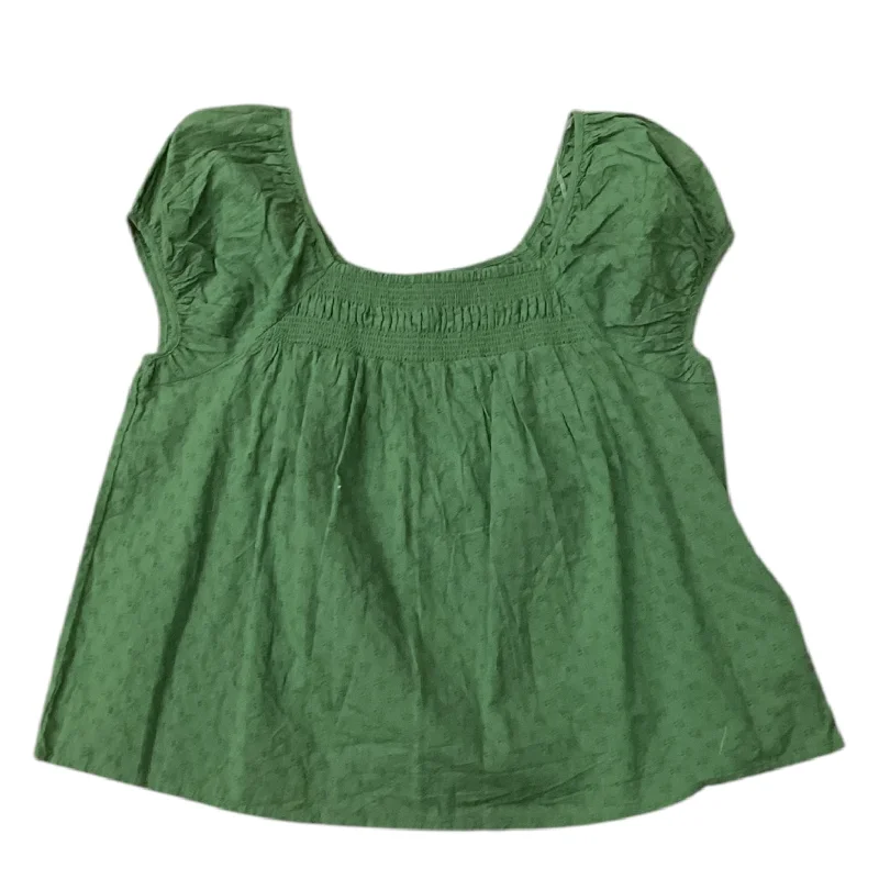 Classic Choice Top Short Sleeve By Universal Thread In Green, Size: Xs