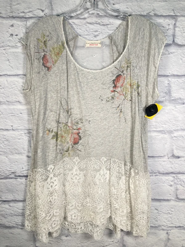 Carefree Top Short Sleeve Designer By Johnny Was In Grey, Size: L