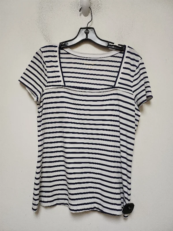 Fashionable Items Top Short Sleeve Designer By Lilly Pulitzer In Striped Pattern, Size: S