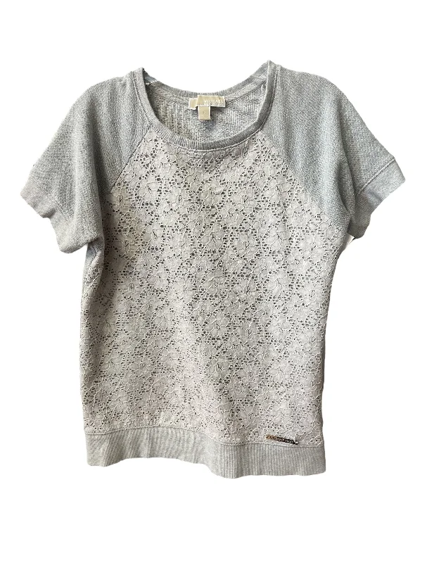Cozy Essentials Top Short Sleeve Designer By Michael By Michael Kors In Grey, Size: M