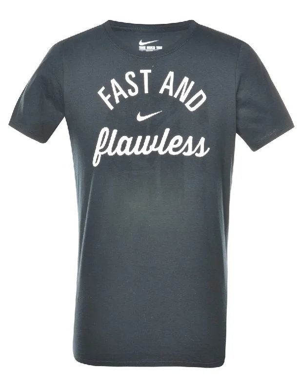 Elegant And Casual Nike Fast And Flawless Printed T-shirt - M